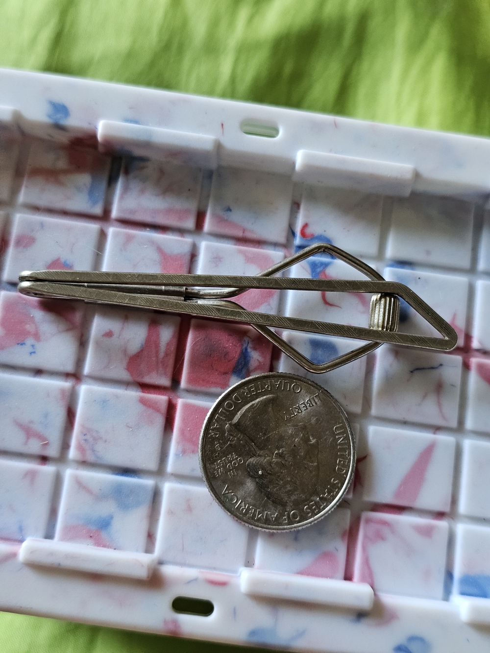 Silver Geometric Tie Clip - Sleek Men's Accessory